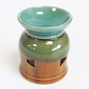 Classic Rustic Oil Burner – Heart Cut-out (assorted)