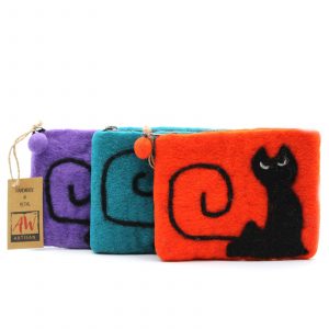 Natural Felt Zipper Pouch (asst) – Black Cat