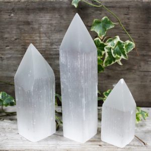 Selenite Pencil Point Tower – 10 cm