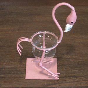 Hydroponic Home Décor – Pink Metal Flamingo Des 1