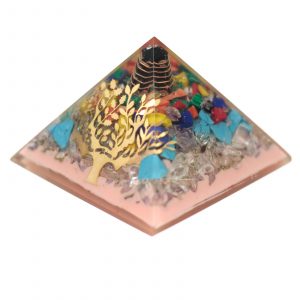 Lrg Organite Pyramid 70mm – Tree(earth base)