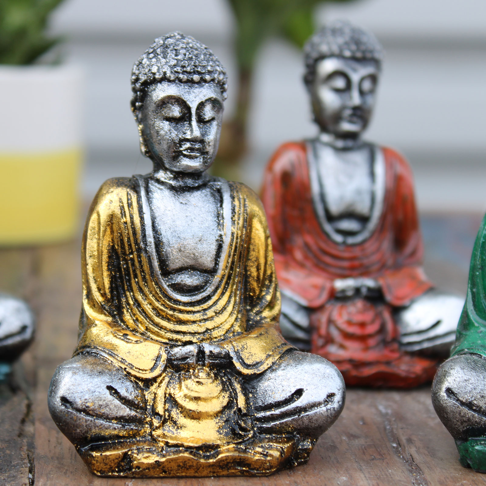 6 x Silver Mini Buddha (Assorted Colours) - Image 4