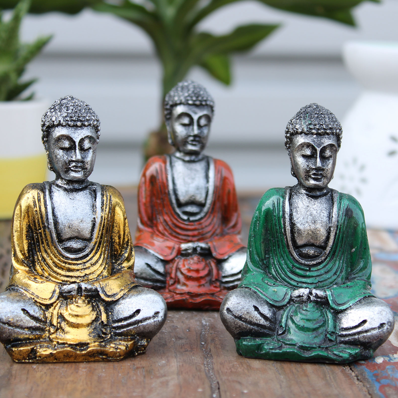 6 x Silver Mini Buddha (Assorted Colours) - Image 3