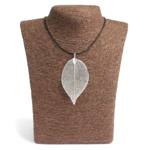 Necklace – Bravery Leaf – Silver