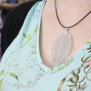 Necklace – Bravery Leaf – Silver